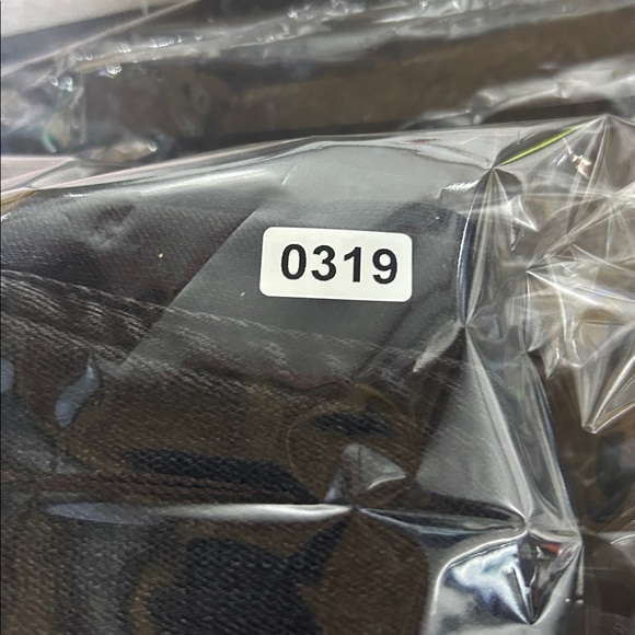 Hollister Black Washed Jeans - Picture 12 of 12